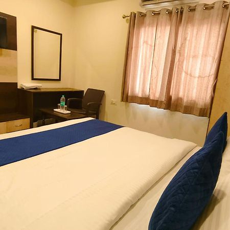 Hotel Rajputana Palace Udajpur Exteriér fotografie