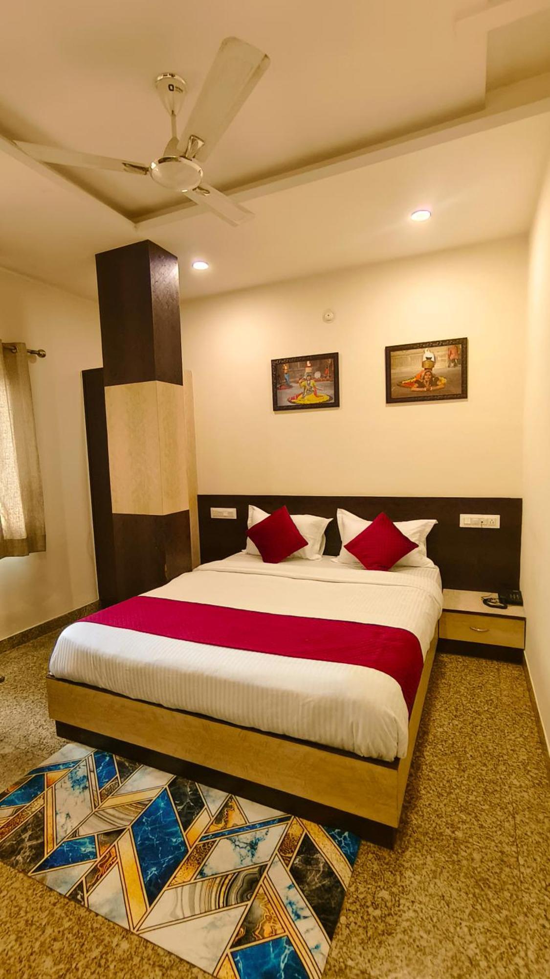 Hotel Rajputana Palace Udajpur Exteriér fotografie